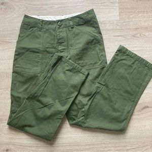 Topo designs cargo pants in green